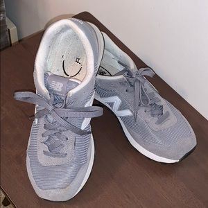 gray new balance